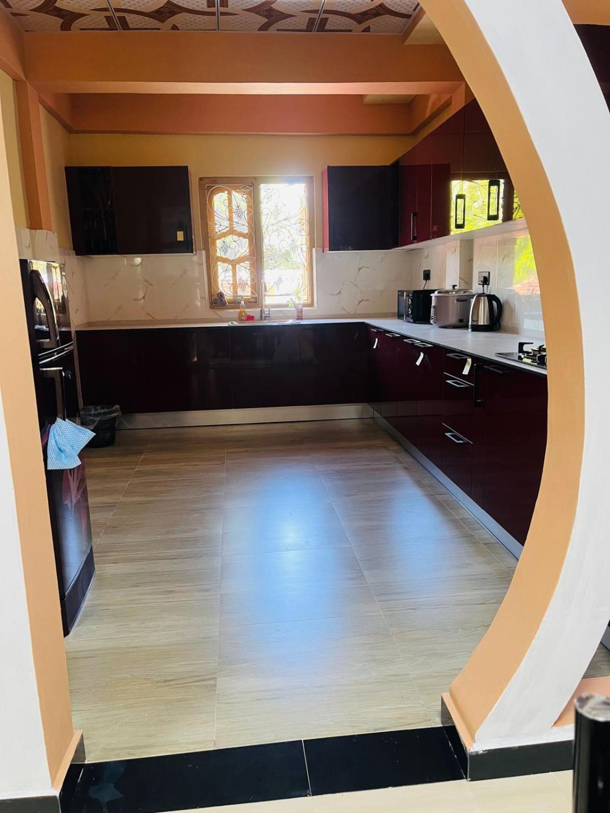 J & J Homestay Jaffna Eksteriør billede